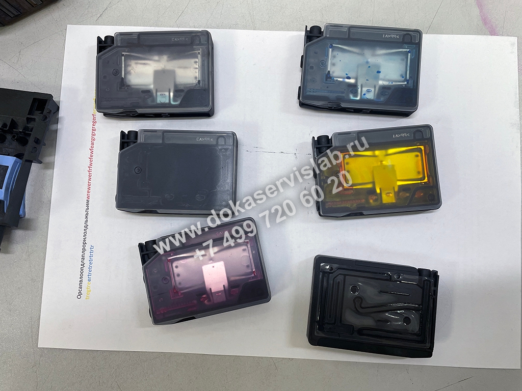 Промежуточные картриджи (резервуары) с чернилами Завоздушивание происходит по нескольким причинам, включая неправильное использование ПЗК и поврежденные трубопроводы. В таких случаях лучше обратиться к специалисту для ремонта.